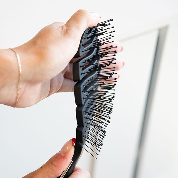 Framar Flex Hair Brush | Black