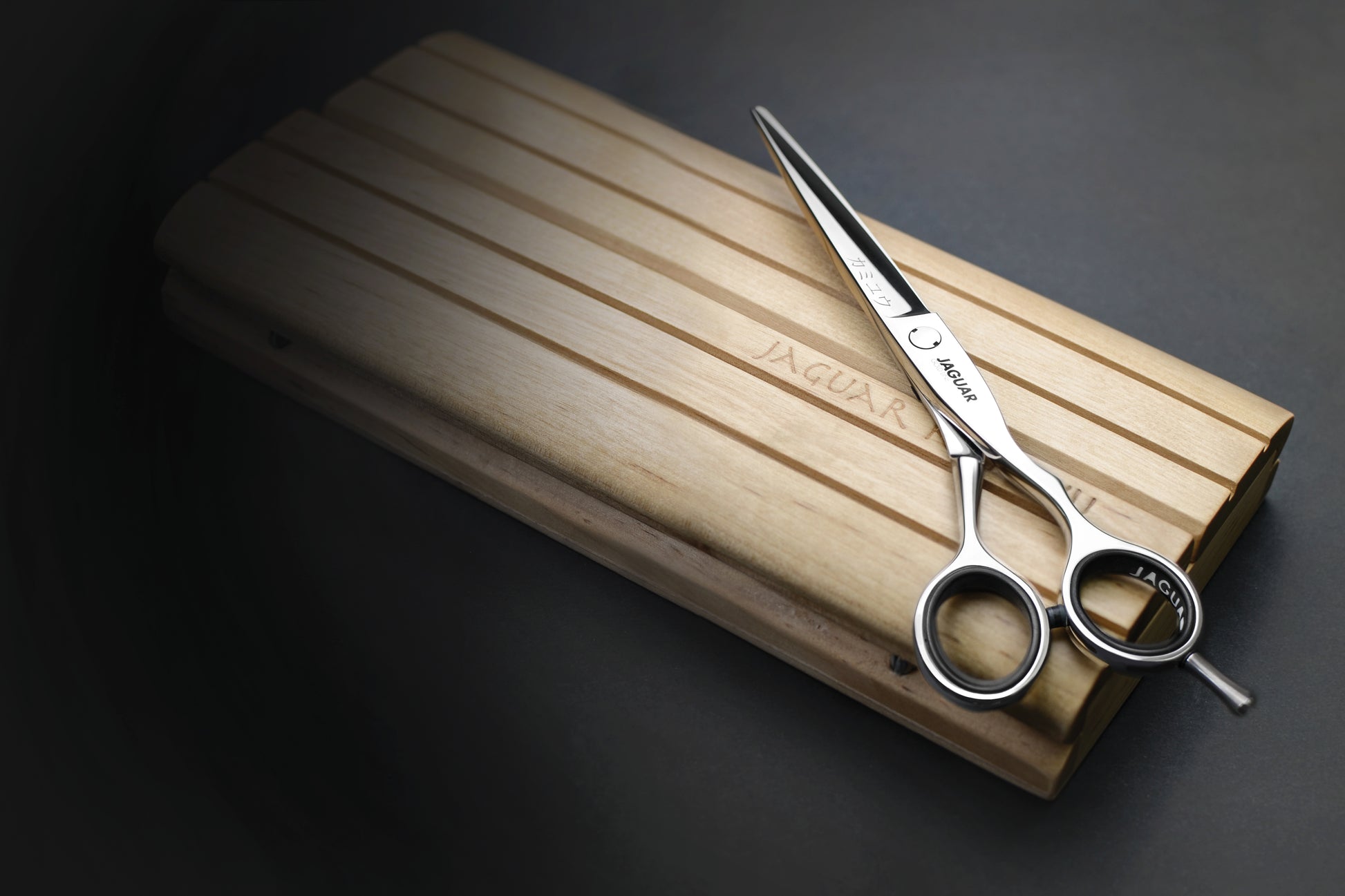 Buy Jaguar Hairdressing Scissors made in japan, now available in India | Love Self Beauty.