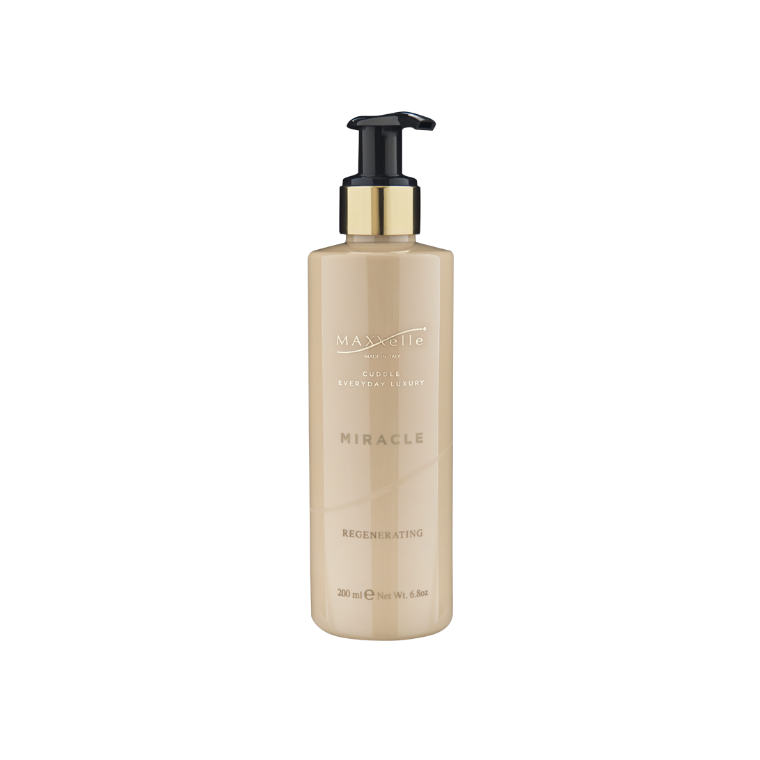 Regenerating hair and body wash